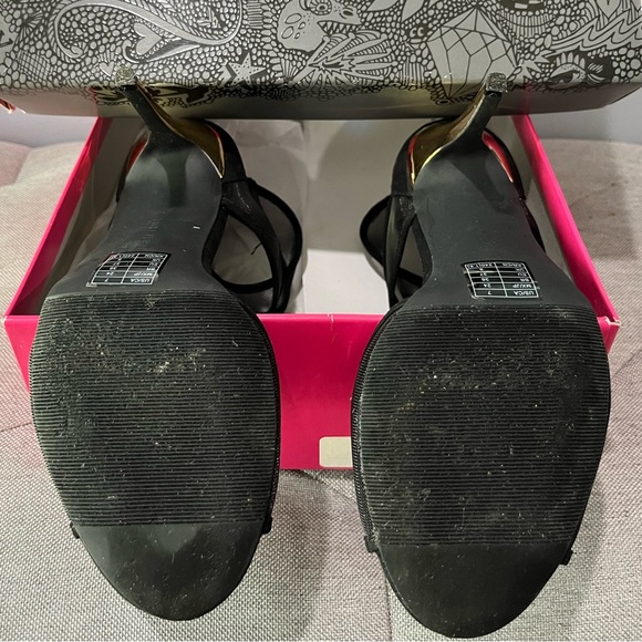 Forever 21 Black Suede Sheer Caged Heels - Picture 8 of 9